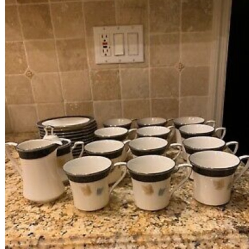 NORITAKE FINE CHINA ENCHANTEUR Cups And Saucers
